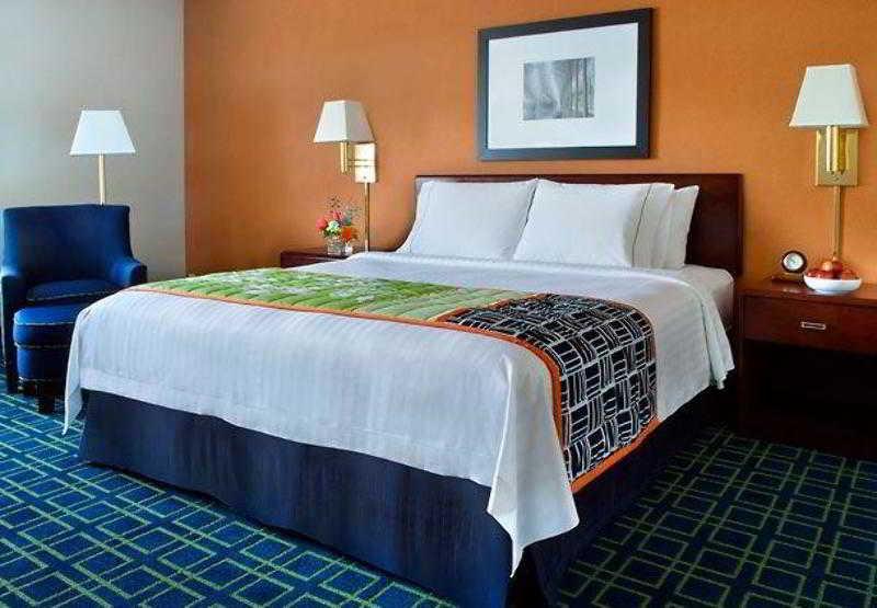 Fairfield Inn Portsmouth Seacoast Buitenkant foto