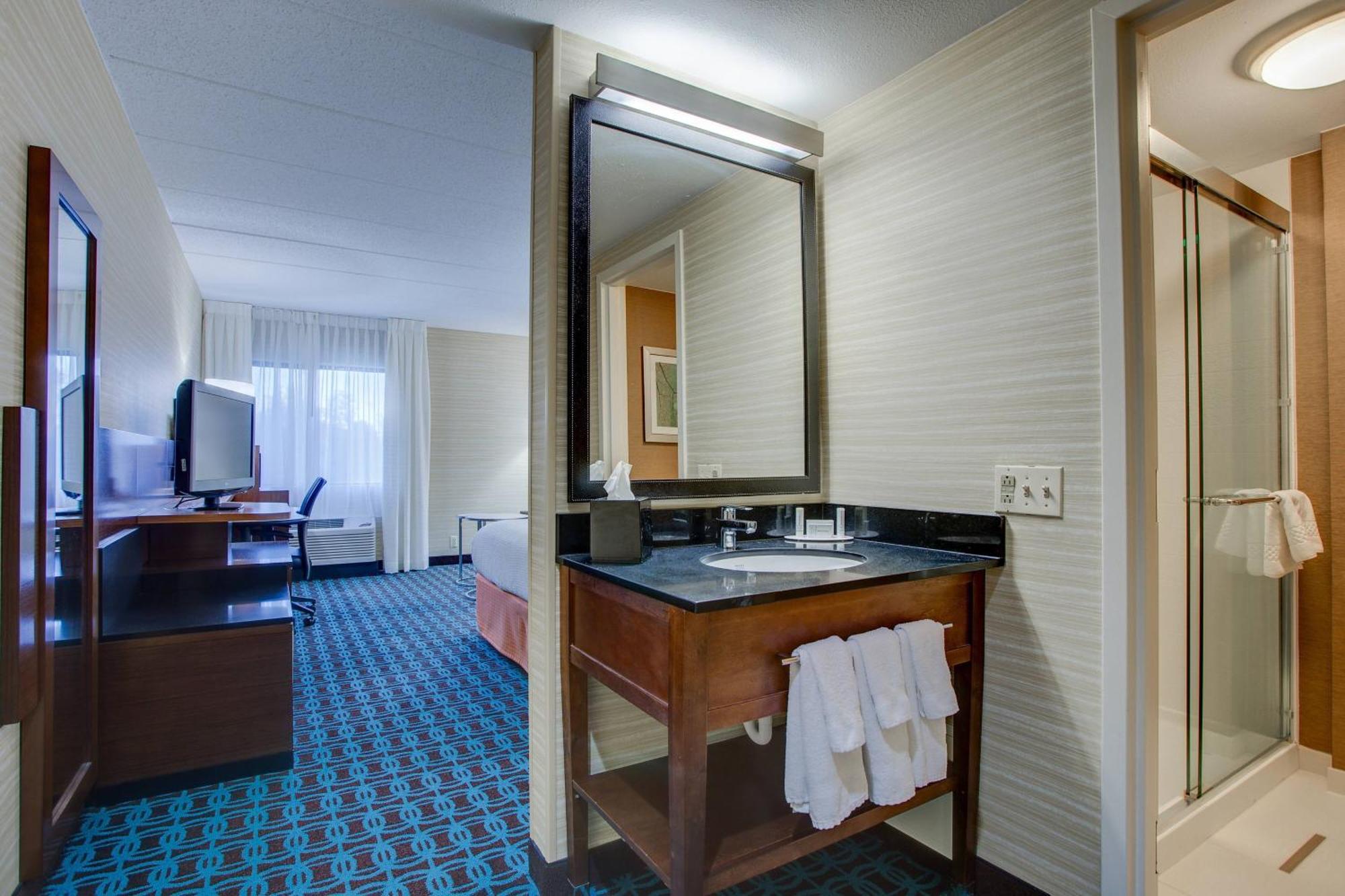 Fairfield Inn Portsmouth Seacoast Buitenkant foto
